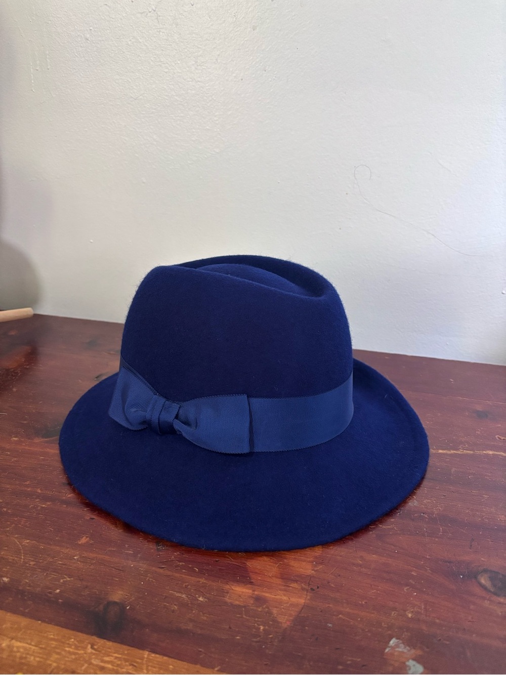Street Smart by Betmar Vintage Women's Royal Blue 100% Wool Fedora Hat Ribbon